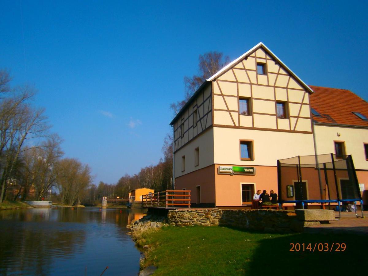 Penzion Cerny Mlyn Sokolov Brezova  Exterior photo